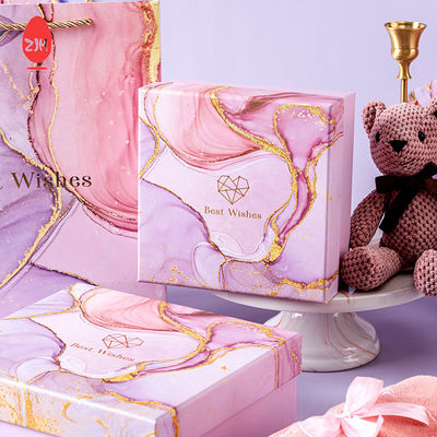 Κουτί συσκευασίας δώρου από χαρτόνι Pink Stain